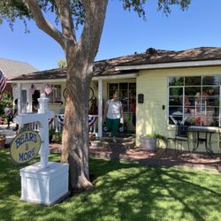 Memory Lane Trinkets and Treasures