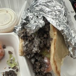 Yummy Platters - Shawerma Steak Pita