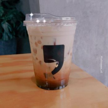 Cafe Comma - Iced Lavender Latte - Coffee & Tea Near Me - Atlanta, Georgia Cafe Comma - Iced Lavender Latte - Coffee & Tea Near Me - Atlanta, Georgia