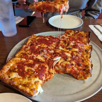 Loui's Pizza - Pizza Near Me - Hazel Park, Michigan Loui's Pizza - Pizza Near Me - Hazel Park, Michigan