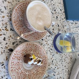 The best cappuccino Eva! The dessert was s'mores! I also had a bite of strawberry gelato, and it was my favorite! The best cappuccino Eva! The dessert was s'mores! I also had a bite of strawberry gelato, and it was my favorite!