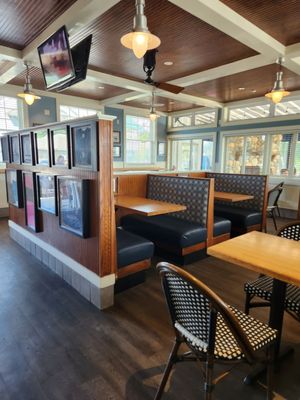 Iggy's Doughboys & Chowder House by null