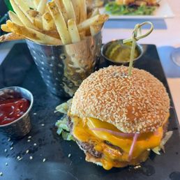 Hook Burger