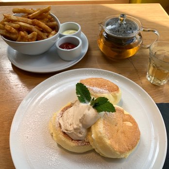 Flipper’s - Japanese soufflé pancakes with side order of truffle fries - Pancakes Near Me - New York, New York Flipper’s - Japanese soufflé pancakes with side order of truffle fries - Pancakes Near Me - New York, New York