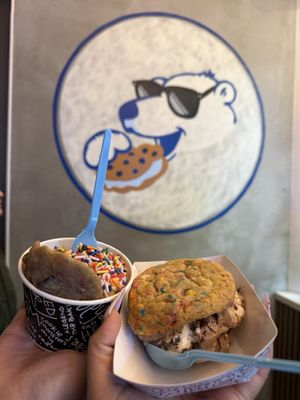 The Baked Bear by null