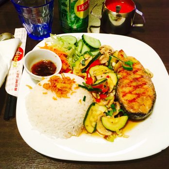 Pho Hanoi - Delicious dish of Salmon. :3 - Vietnamese Near Me - Rotterdam, ZH