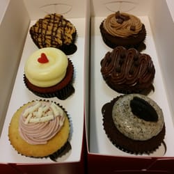 Twelve Cupcakes