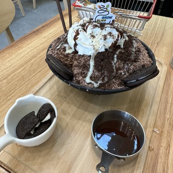Snow Bliss - Chocolate Bingsoo - Asian Fusion Near Me - San Francisco, California Snow Bliss - Chocolate Bingsoo - Asian Fusion Near Me - San Francisco, California