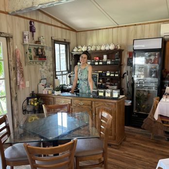 Lutz Whistle Stop Depot - Tea room hostess - Antiques Near Me - Lutz, Florida Lutz Whistle Stop Depot - Tea room hostess - Antiques Near Me - Lutz, Florida