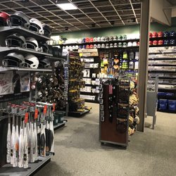 DICK'S Sporting Goods