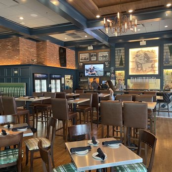 Hangar Two by Tangled Roots Brewing Company - Brewpubs Near Me - Glenview, Illinois