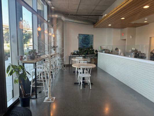 Olia Poke & Tea by null