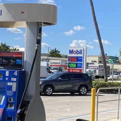 Mobil - Pumps