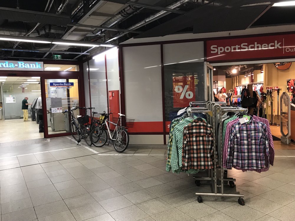Fotos Zu Sportscheck Outlet Yelp