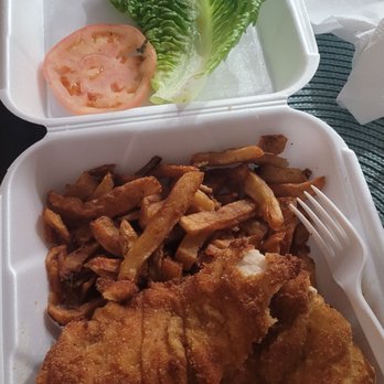 Sol Inka - Mildness de pollo with fries and a "salad"?   Disappointed - Peruvian Near Me - La Mirada, California