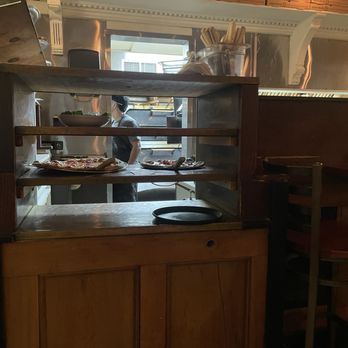 OTTO - Food sitting getting cold because this location for food is poorly designed - Pizza Near Me - Brookline, Massachusetts OTTO - Food sitting getting cold because this location for food is poorly designed - Pizza Near Me - Brookline, Massachusetts