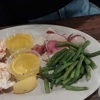 Bob Chinn's Crab House - Lobster tails - Seafood Near Me - Wheeling, Illinois Bob Chinn's Crab House - Lobster tails - Seafood Near Me - Wheeling, Illinois