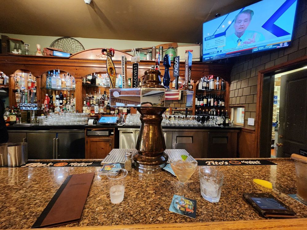 Cambria Pines Lodge Restaurant