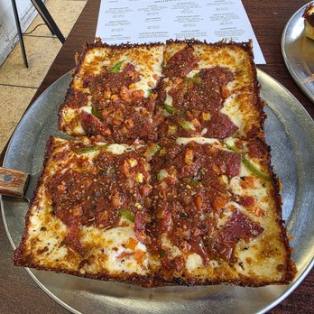 Fuji & Vi's - Santiglia 4 Square - Pizza Near Me - Pasadena, California Fuji & Vi's - Santiglia 4 Square - Pizza Near Me - Pasadena, California