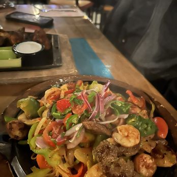 Nacho Daddy - Filet Mignon Fajitas For One - New American Near Me - Las Vegas, Nevada Nacho Daddy - Filet Mignon Fajitas For One - New American Near Me - Las Vegas, Nevada