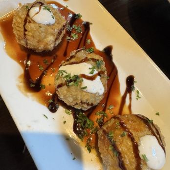 Hootch and Banter - Filet Wellington Minis - New American Near Me - Frederick, Maryland