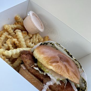 Jay Bird's Chicken - Chicken Sandwich & Fries - Chicken Shop Near Me - Long Beach, California Jay Bird's Chicken - Chicken Sandwich & Fries - Chicken Shop Near Me - Long Beach, California