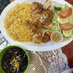 3) Carne Asada, Chorizo Asado, Pechuga Asada Y Camarones Asados / 3) Grill Skirt Steak, with Grilled Chorizo, Grilled Chicken Breast with Grilled Shrimp 3) Carne Asada, Chorizo Asado, Pechuga Asada Y Camarones Asados / 3) Grill Skirt Steak, with Grilled Chorizo, Grilled Chicken Breast with Grilled Shrimp