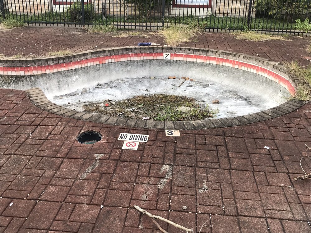 PARK ON WESTVIEW APARTMENTS L P 10157 Westview Dr Ofc, Houston, Texas Apartments Phone