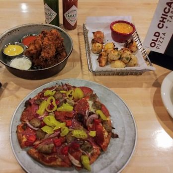 Old Chicago Pizza + Taproom - Pizza Near Me - Chandler, Arizona