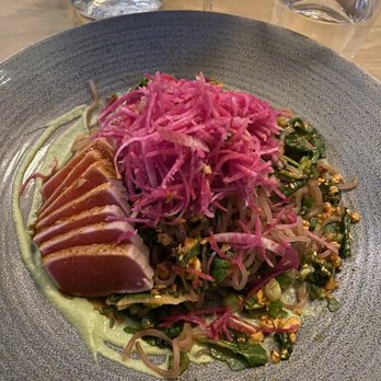 Earls Kitchen + Bar - Tuna sesame noodles bowl - Canadian (New) Near Me - Burnaby, British Columbia Earls Kitchen + Bar - Tuna sesame noodles bowl - Canadian (New) Near Me - Burnaby, British Columbia