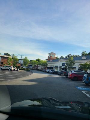 Avenue East Cobb by null