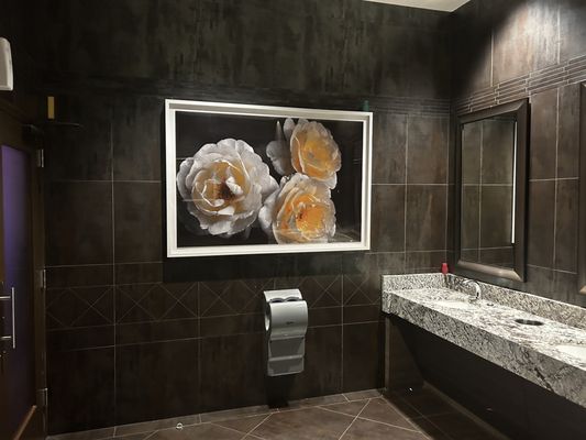 SoBe Resturant and Lounge by null