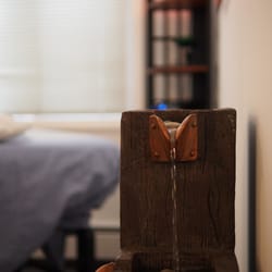 Song Acupower - Wood Treatment Room