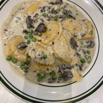 Mandola's Italian Kitchen - Lynette Modo MIO - Italian Near Me - Riverview, Florida Mandola's Italian Kitchen - Lynette Modo MIO - Italian Near Me - Riverview, Florida