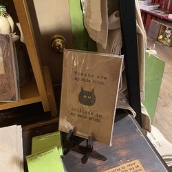 Country Junction - Display items