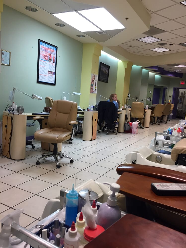 CLUB SPA & NAILS Nail Salons 6600 Menaul Blvd NE, Albuquerque, NM