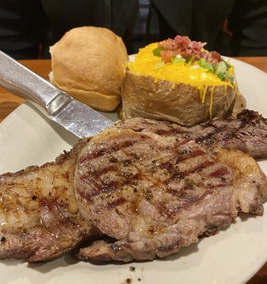 J W's Steakhouse by null