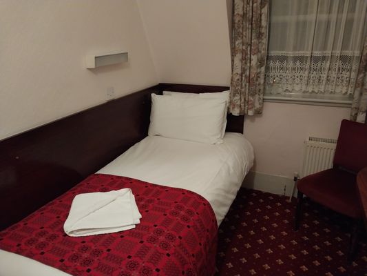 Ridgemount Hotel by null