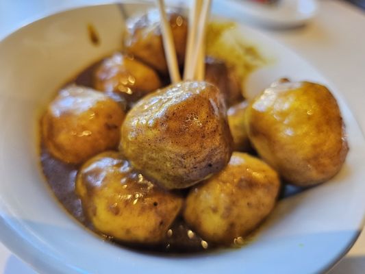 Chrisly Cafe by null