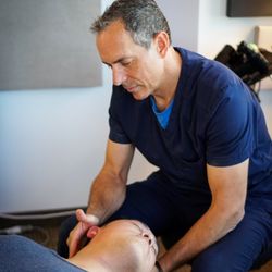 Manning Wellness Clinic - Chiropractic care tailored to each and every patient