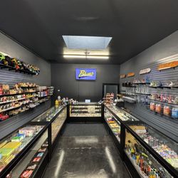 Blues Smoke Shop - Inside Blues 5