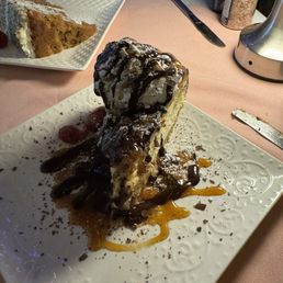 Butterfinger cheesecake!!!! Butterfinger cheesecake!!!!