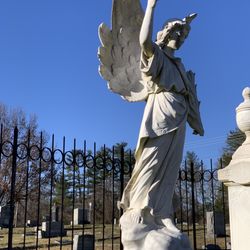 Oakdale Cemetery