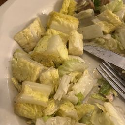 How hard is it to find edible romaine? How hard is it to find edible romaine?