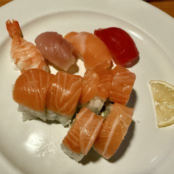 Oishi Sushi - Lunch Special - Japanese Near Me - Glendale, California Oishi Sushi - Lunch Special - Japanese Near Me - Glendale, California