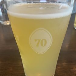 70 Acre Brew - Private Peach- Berliner Weisse