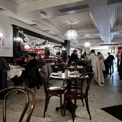 Ruby's Oyster Bar & Bistro