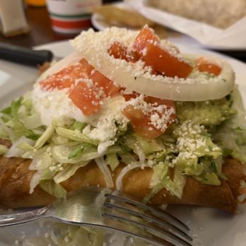 Tacos Mi Pueblo - Worst taquitos EVER - Mexican Near Me - Oxnard, California