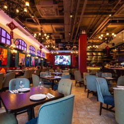 A Tavola Bar & Grill - Restaurant