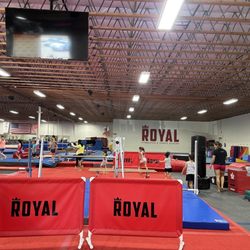 Royal Gymnastics & Sports Academy - Open gym time